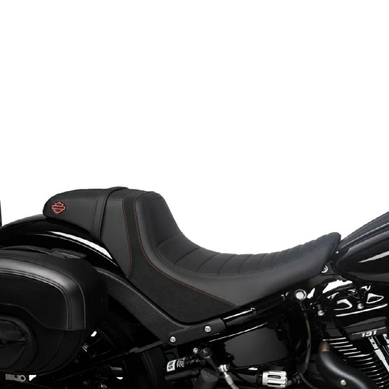 ハーレー純正　スイッチバックシート-レッドステッチ